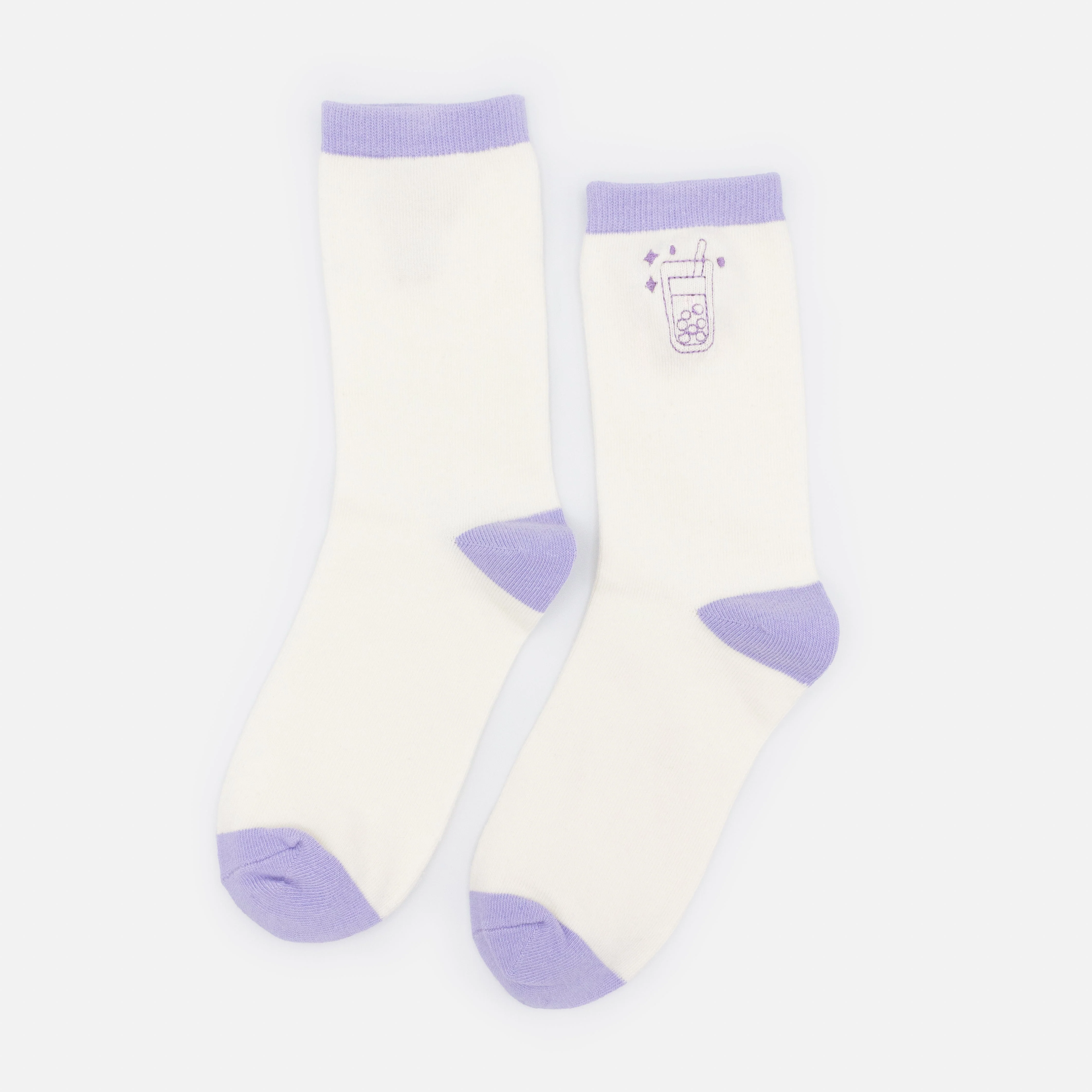Bas crème & lilas avec broderie thé aux perles