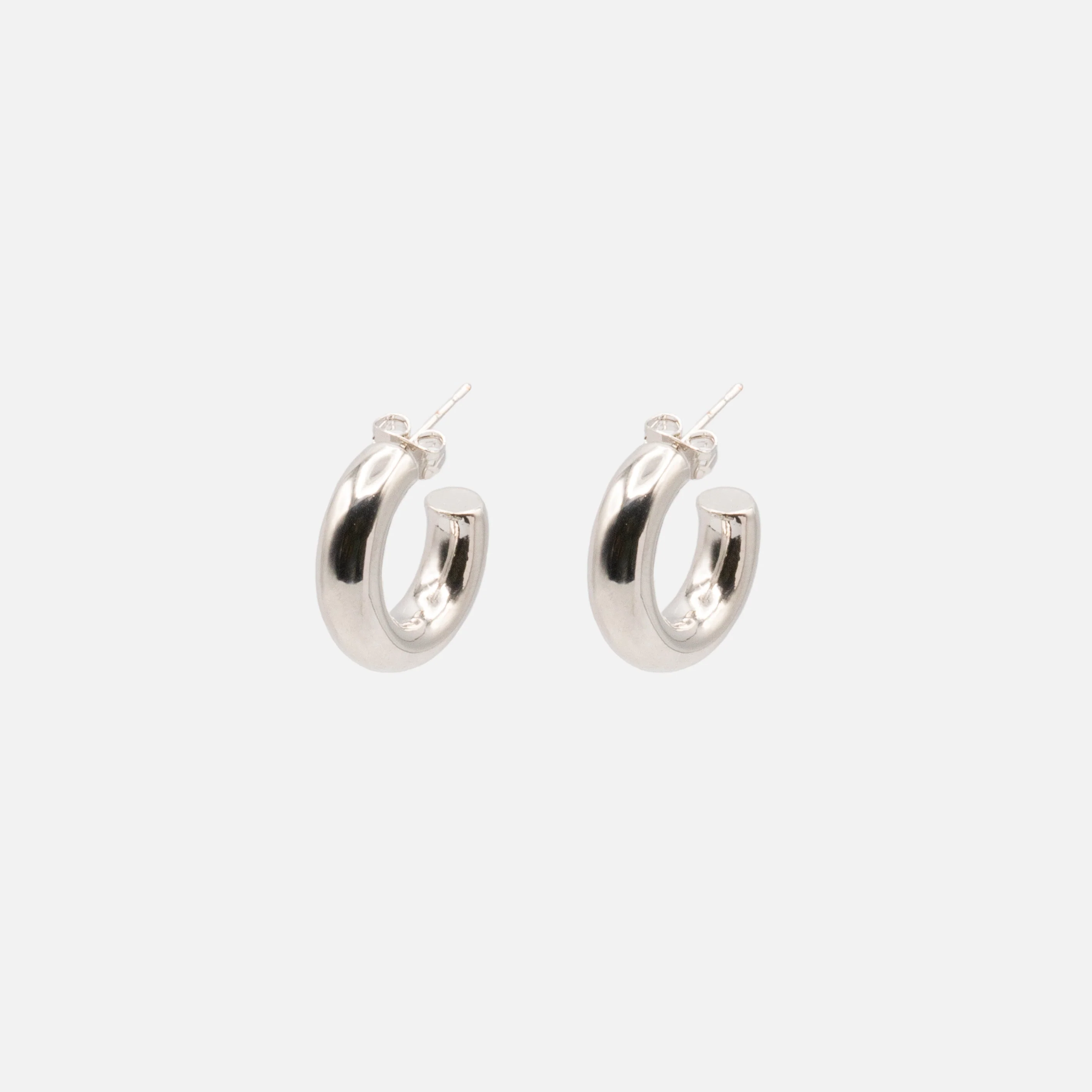 Boucles d'oreilles anneaux argentés épais en acier inoxydable