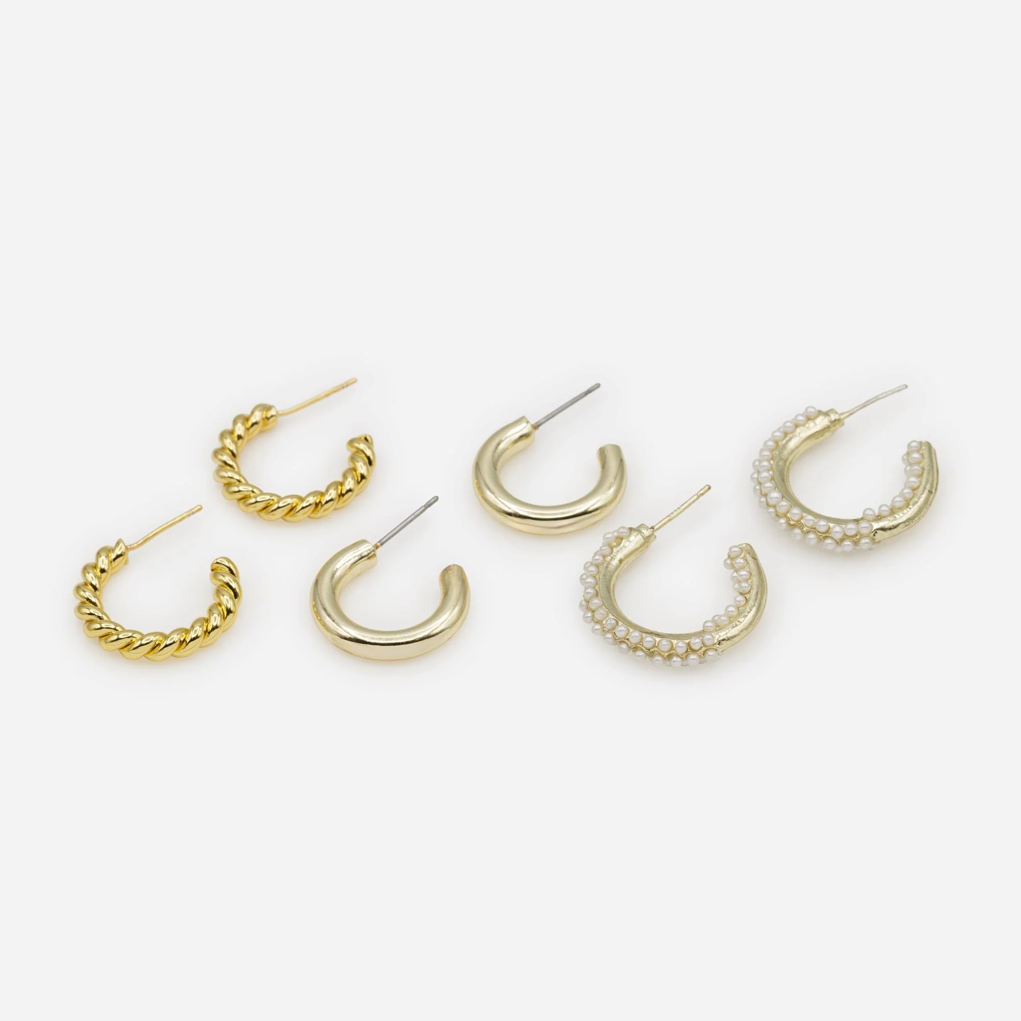 Trio de boucles d'oreilles anneaux dorés - Image 2