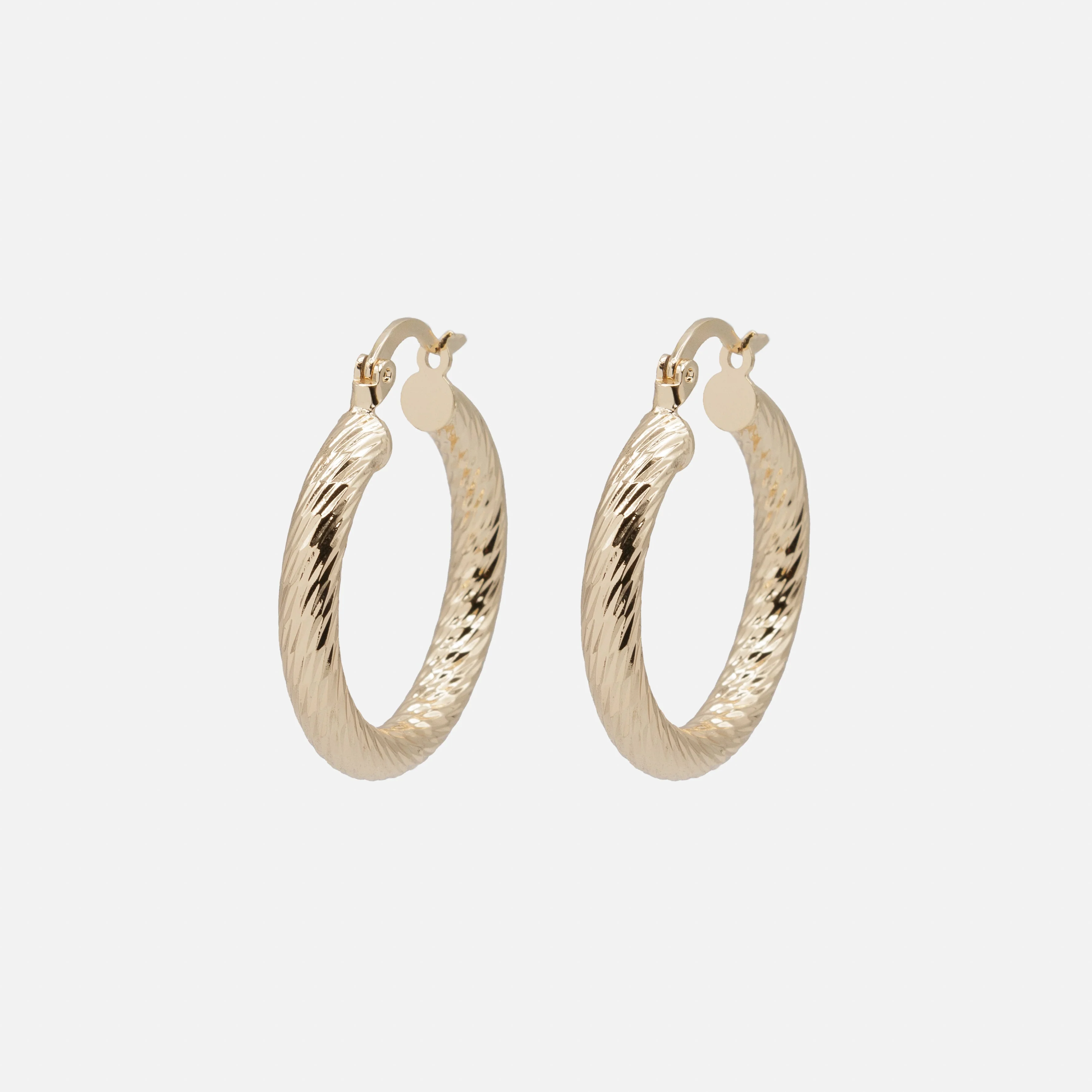 Boucles d'oreilles anneaux dorés texturés