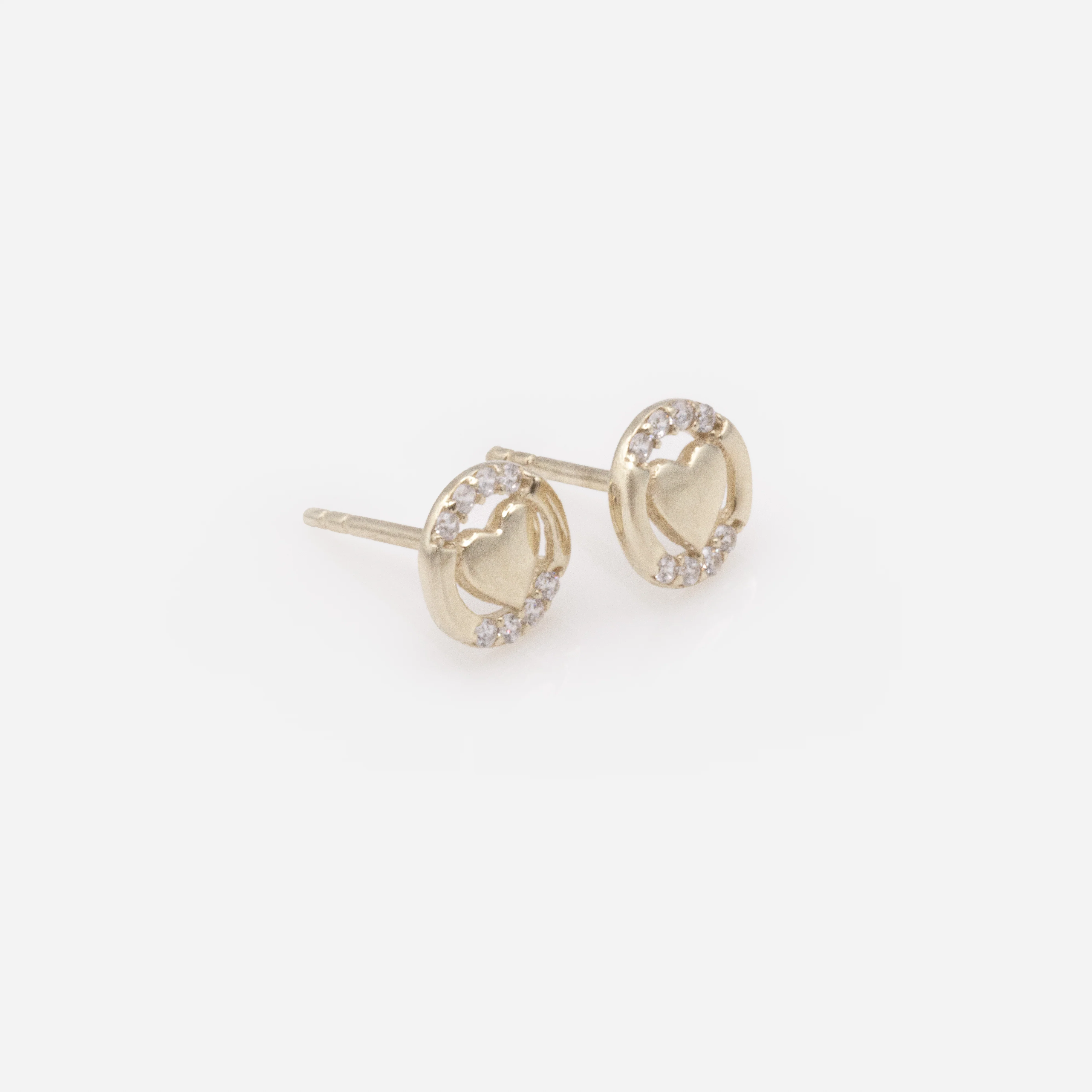 Boucles d'oreilles petits coeurs avec zircons cubiques en or 10 carats - Image 2