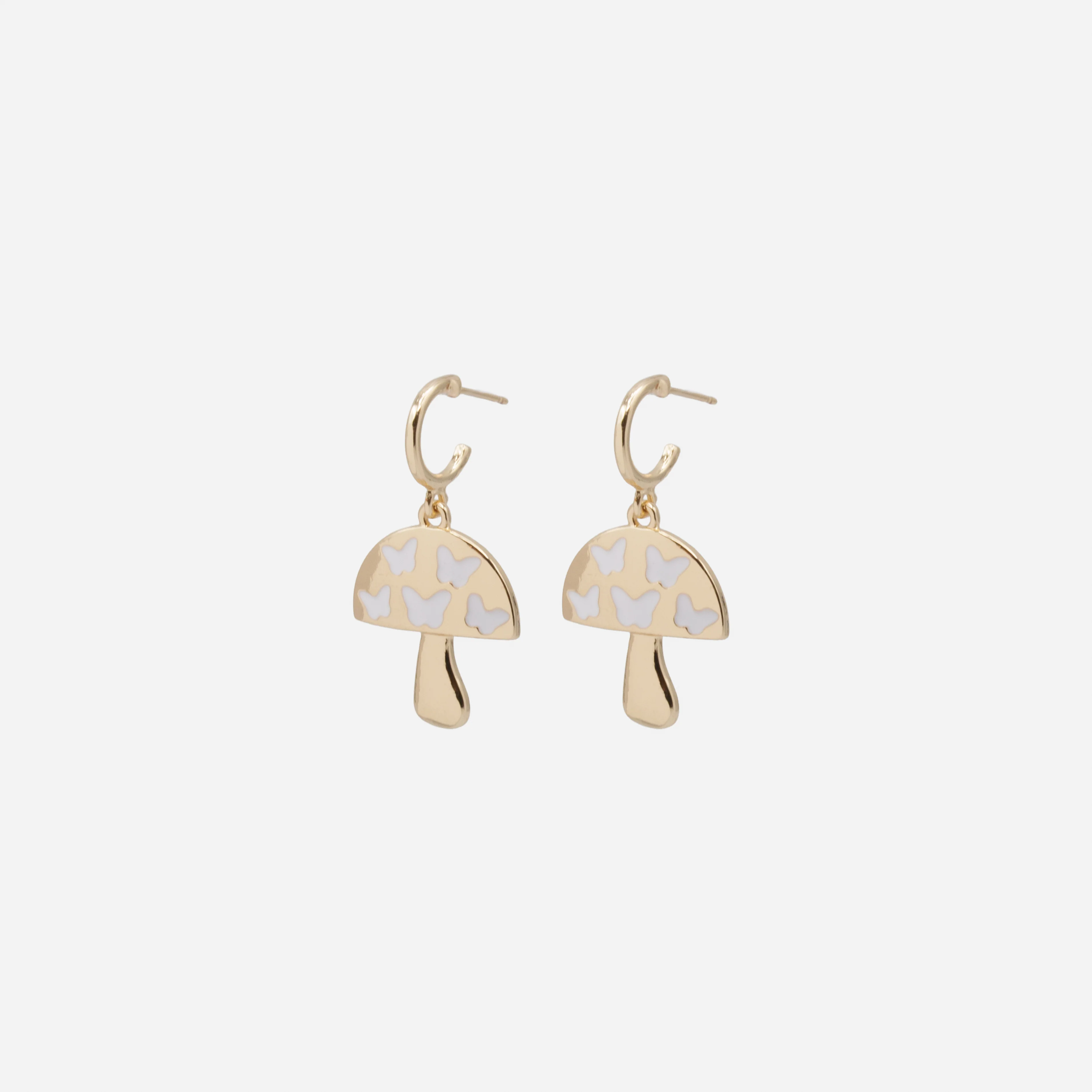 Boucles d'oreilles dorées breloque champignon avec papillons blancs