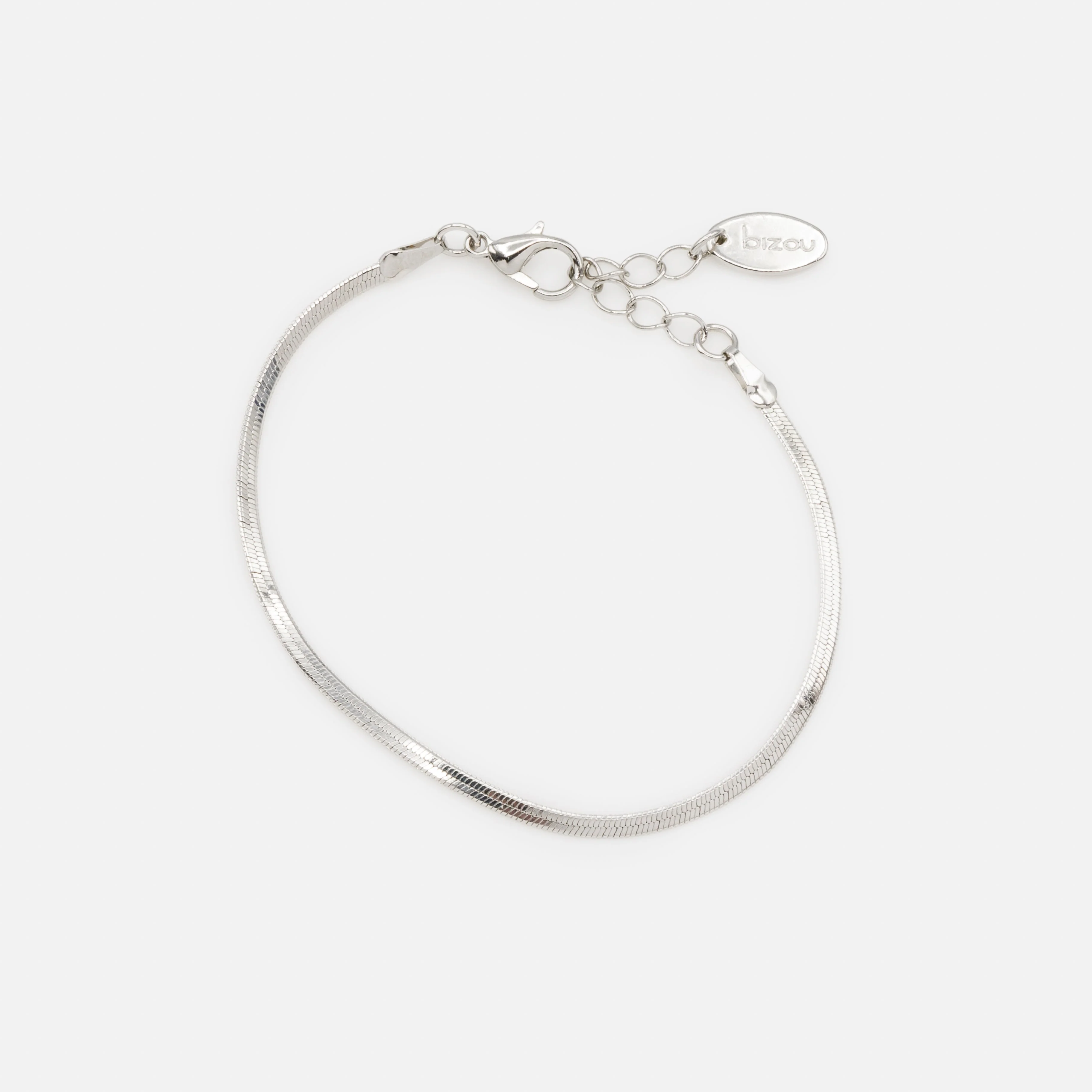 Ensemble de trois bracelets argentés à mailles délicates - Image 2