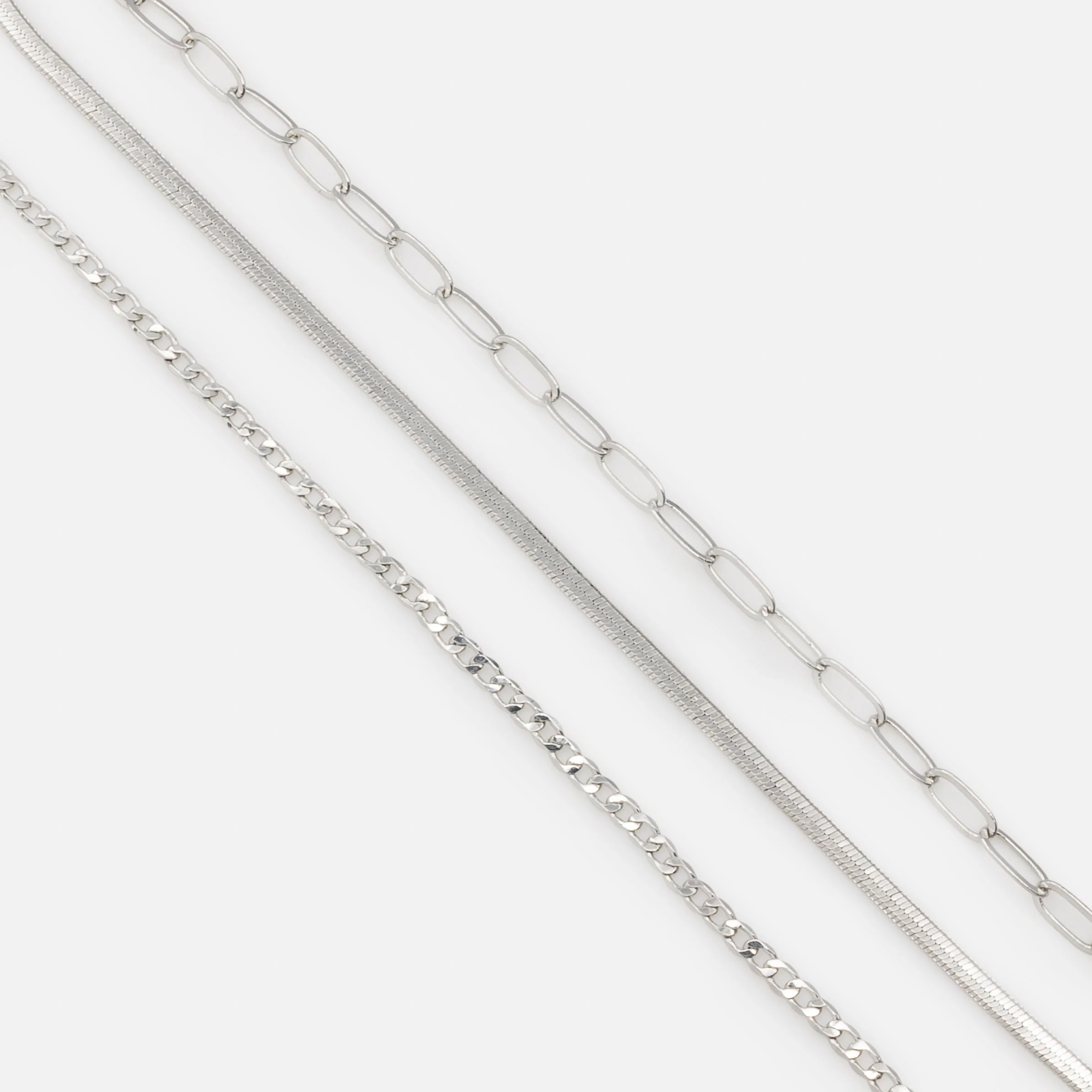Ensemble de trois bracelets argentés à mailles délicates - Image 5