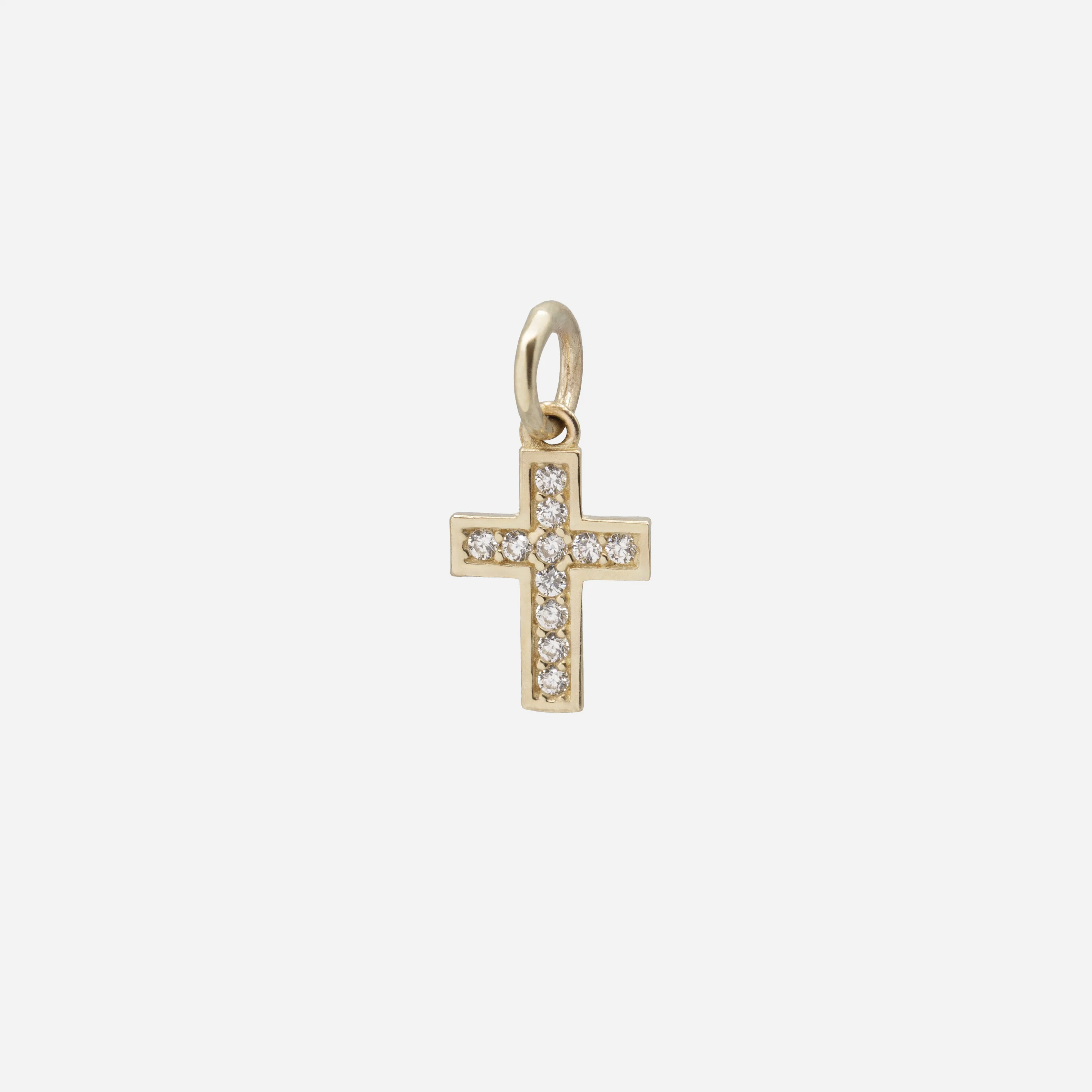 Breloque petite croix avec intérieur en zircons cubiques en or 10 carats