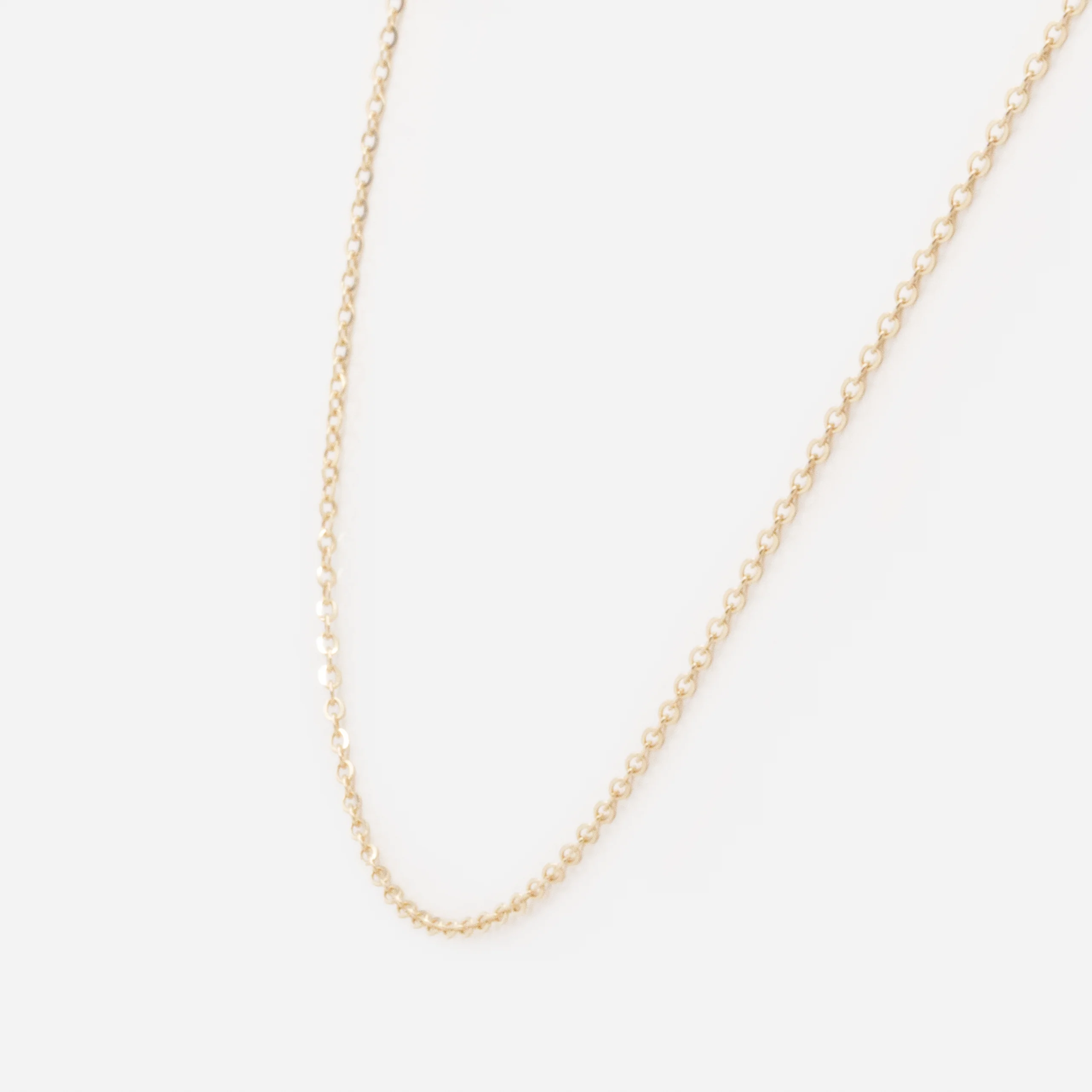Chaîne 18 pouces à petites mailles forçat rondes en or 10 carats - Image 2