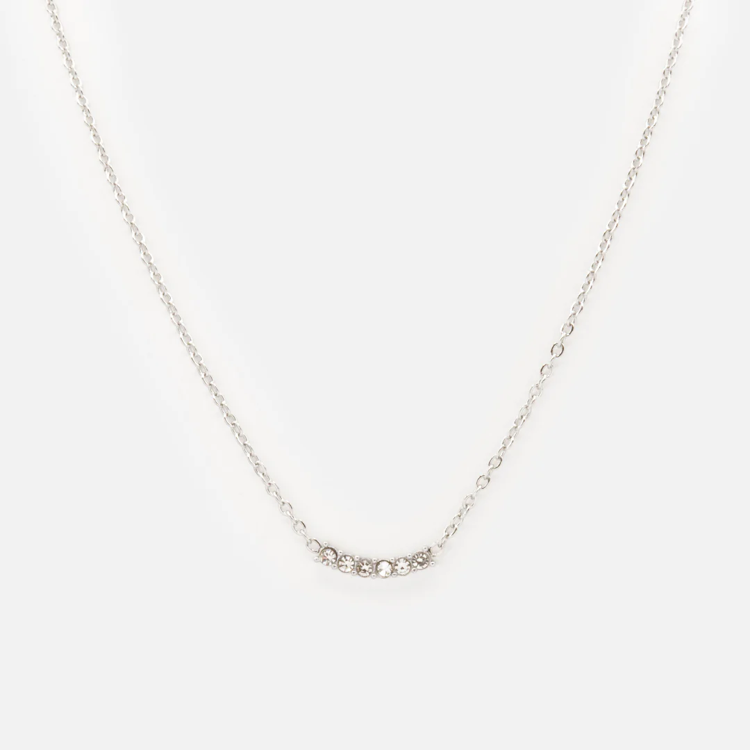 Collier argenté avec rang de petits zircons cubiques en acier inoxydable