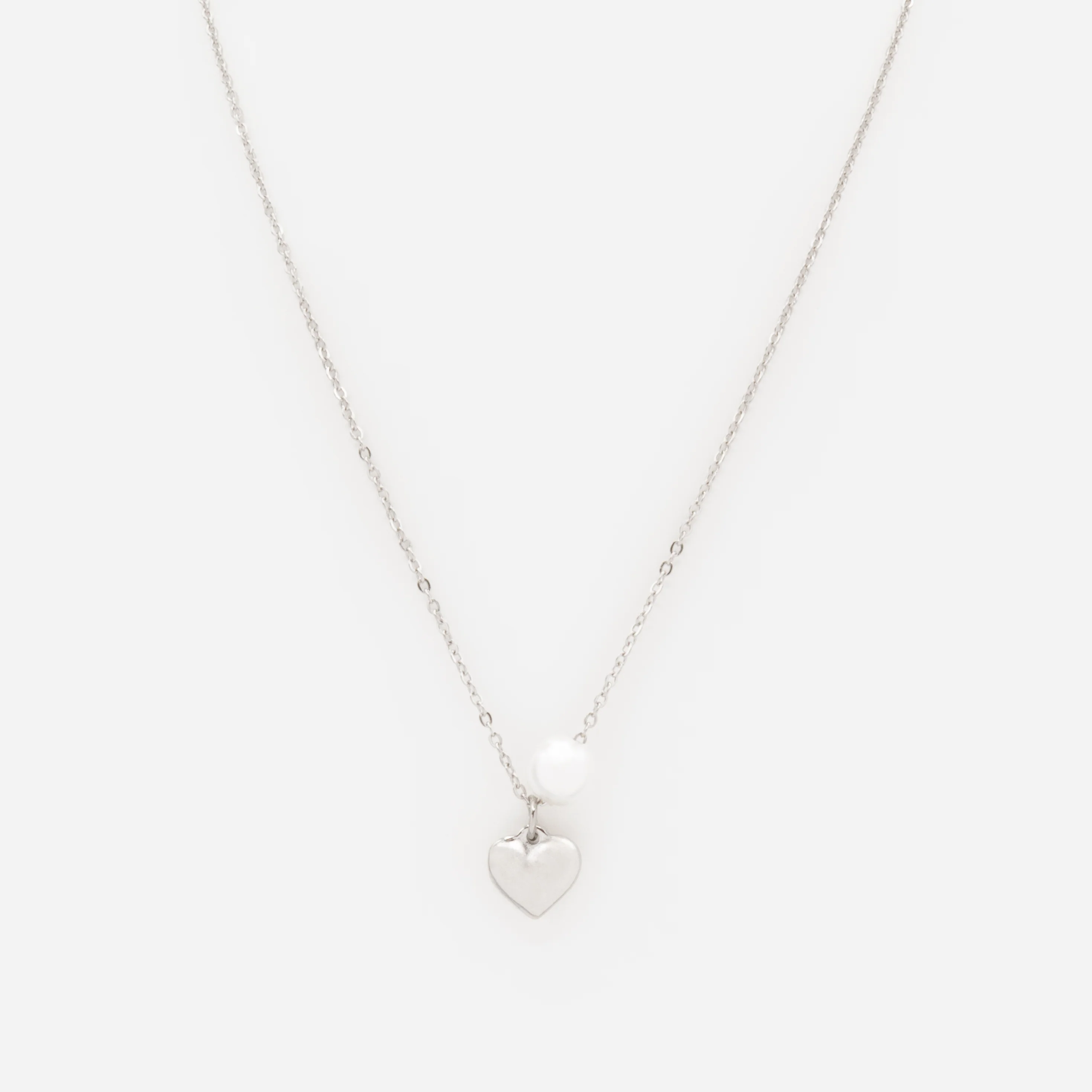Collier argenté avec coeur et perle en acier inoxydable