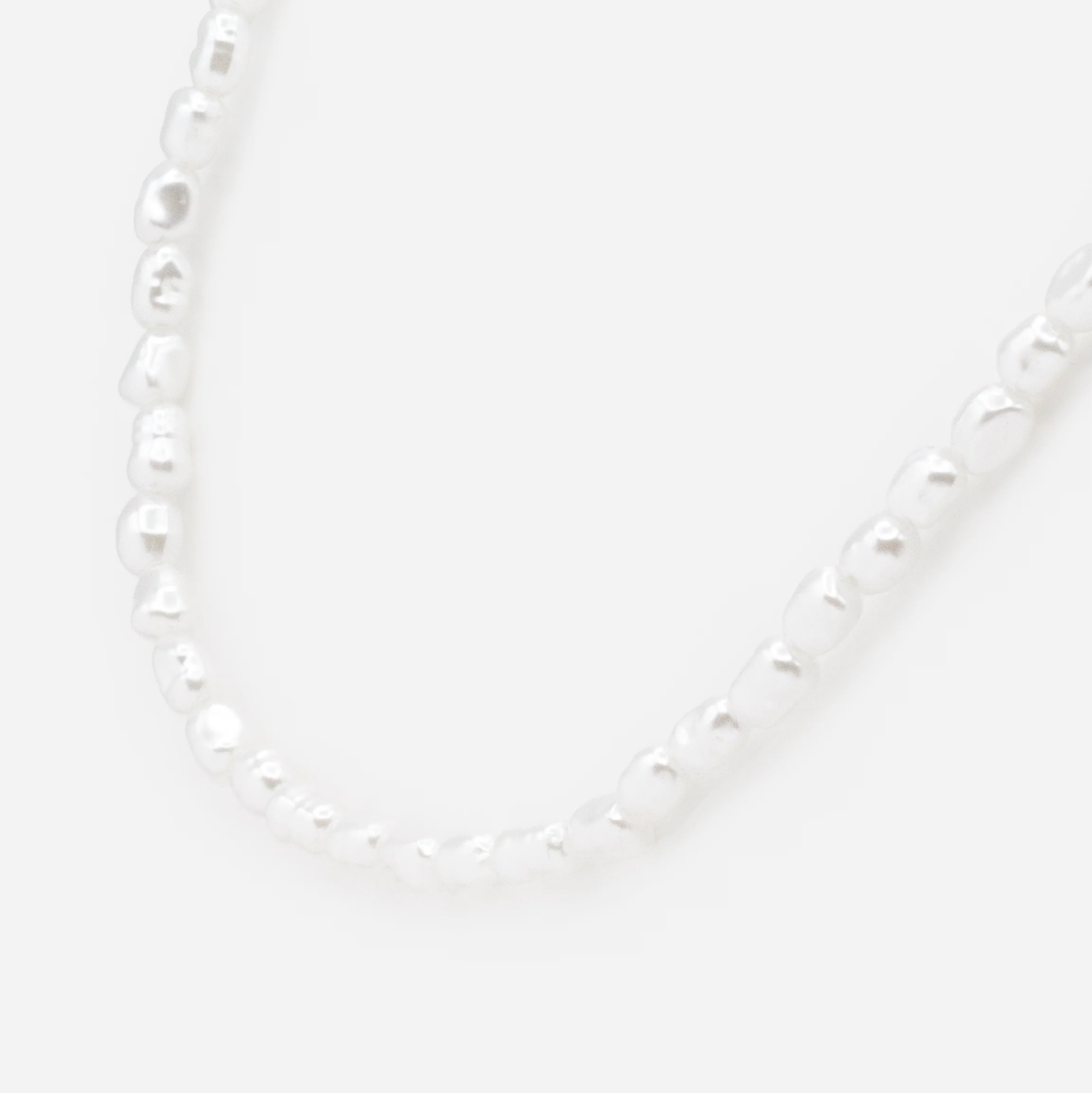 Collier de petites perles - Image 2