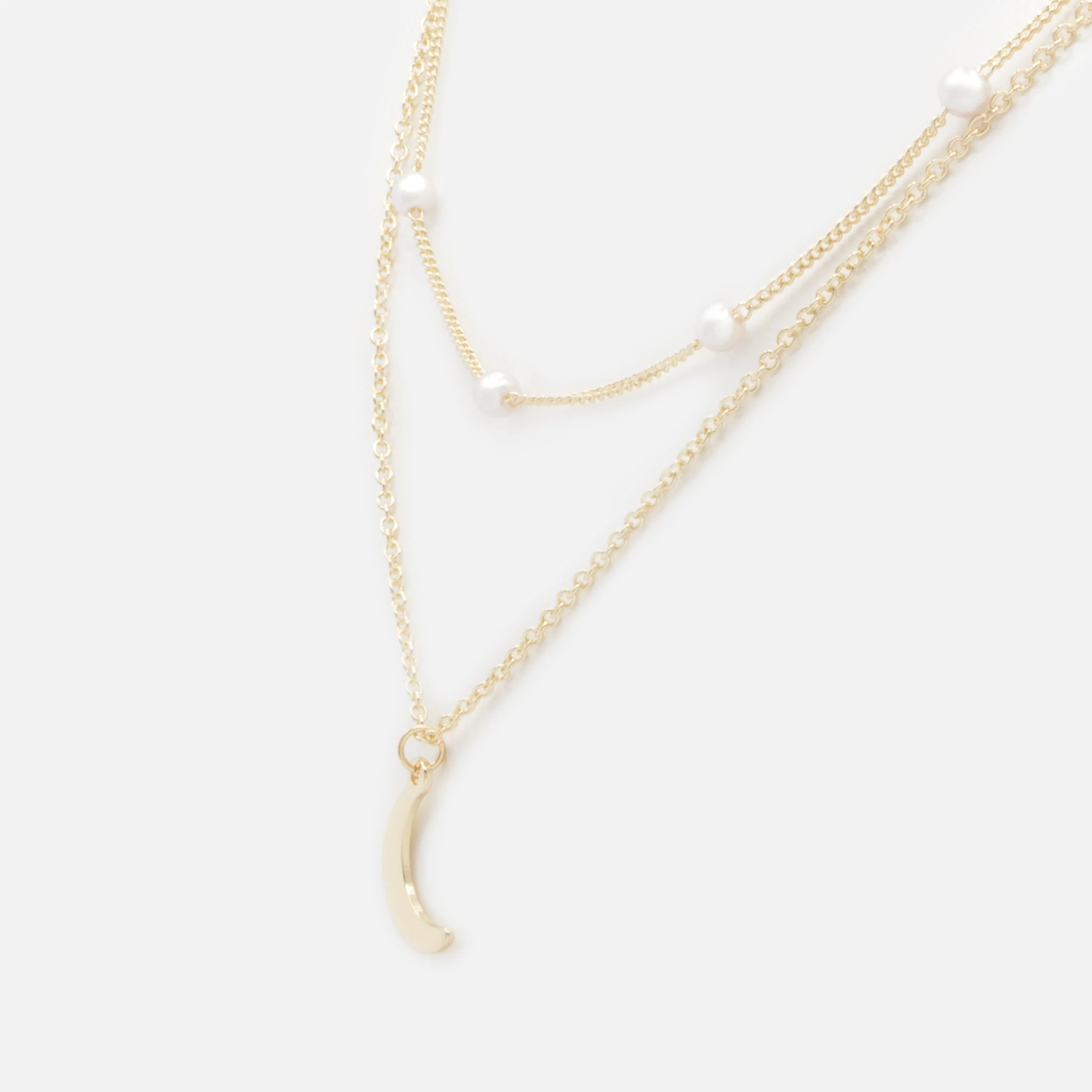 Collier doré double chaîne perles & breloque lune - Image 2
