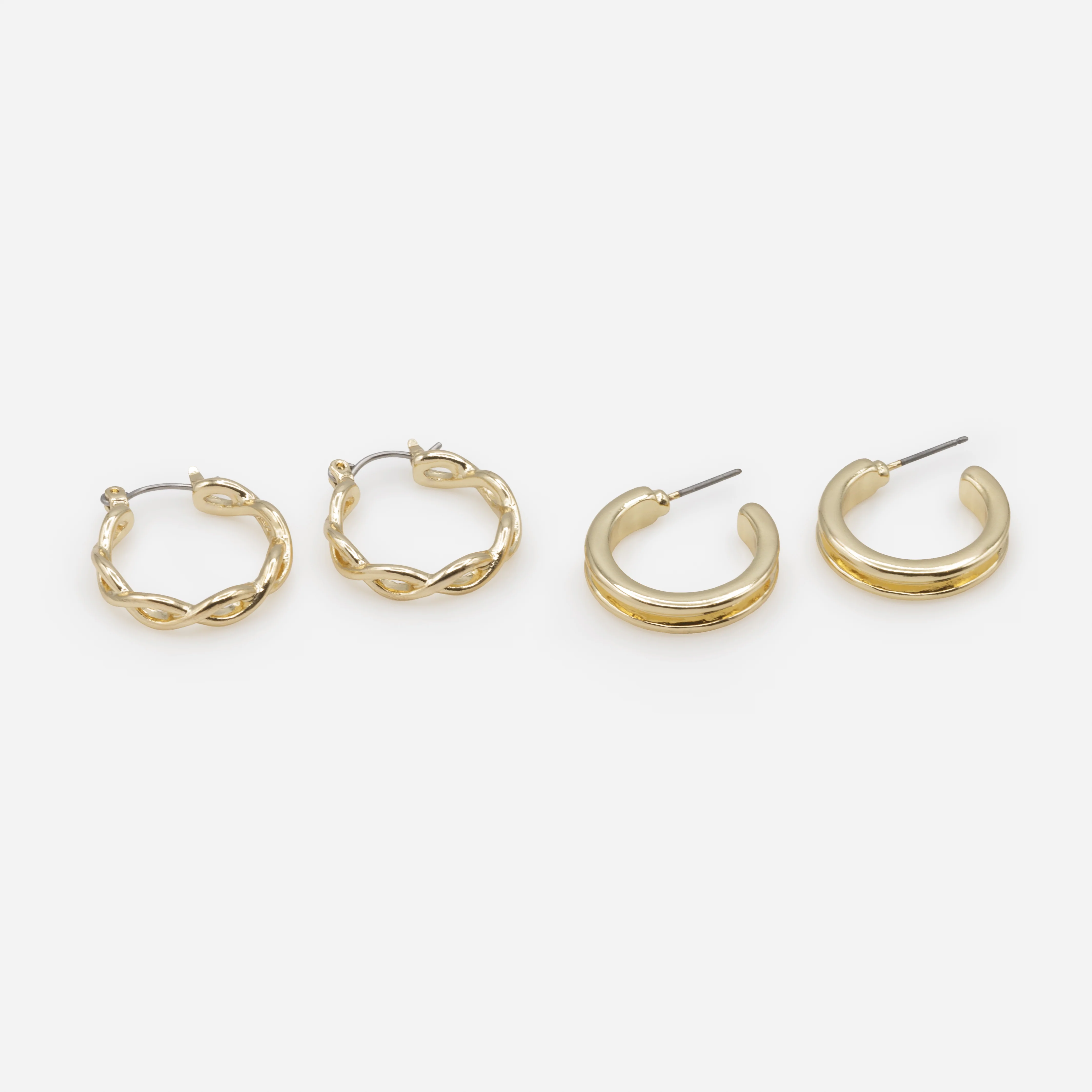 Duo de boucles d'oreilles anneaux dorés entrecroisés et renfoncés - Image 2