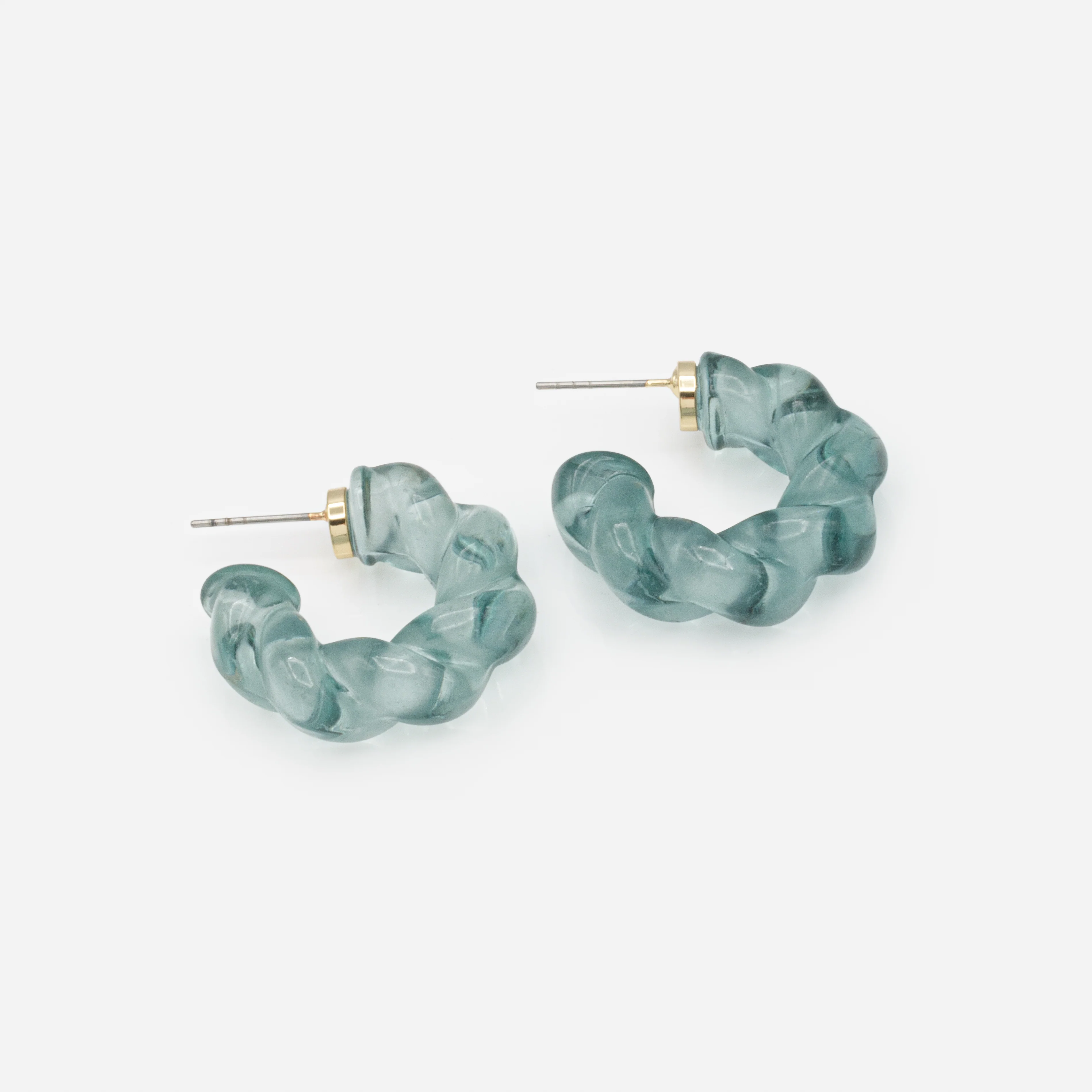 Boucles d'oreilles anneaux torsadés bleu-vert translucides - Image 2