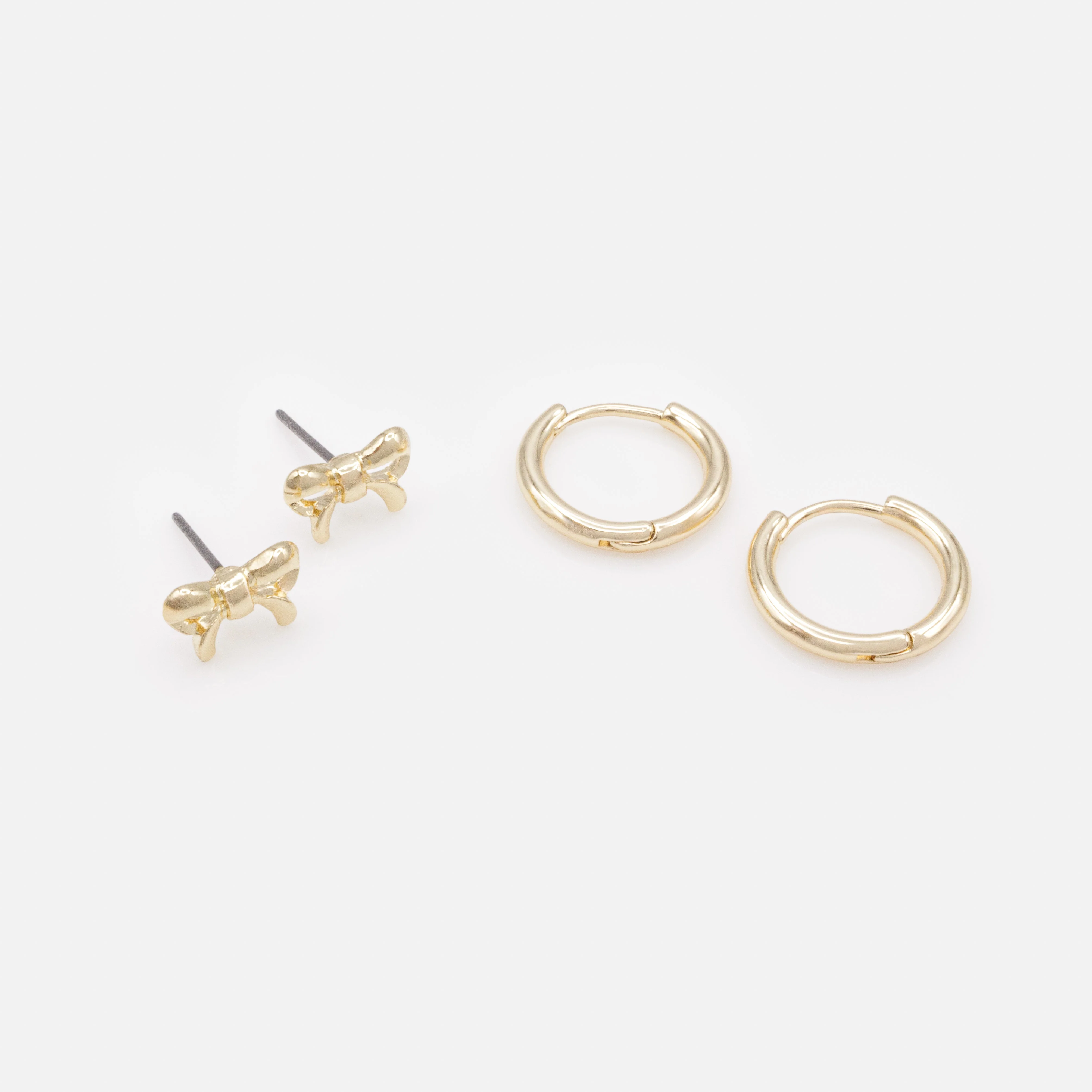 Duo de boucles d'oreilles dorées petites boucles & huggies - Image 2