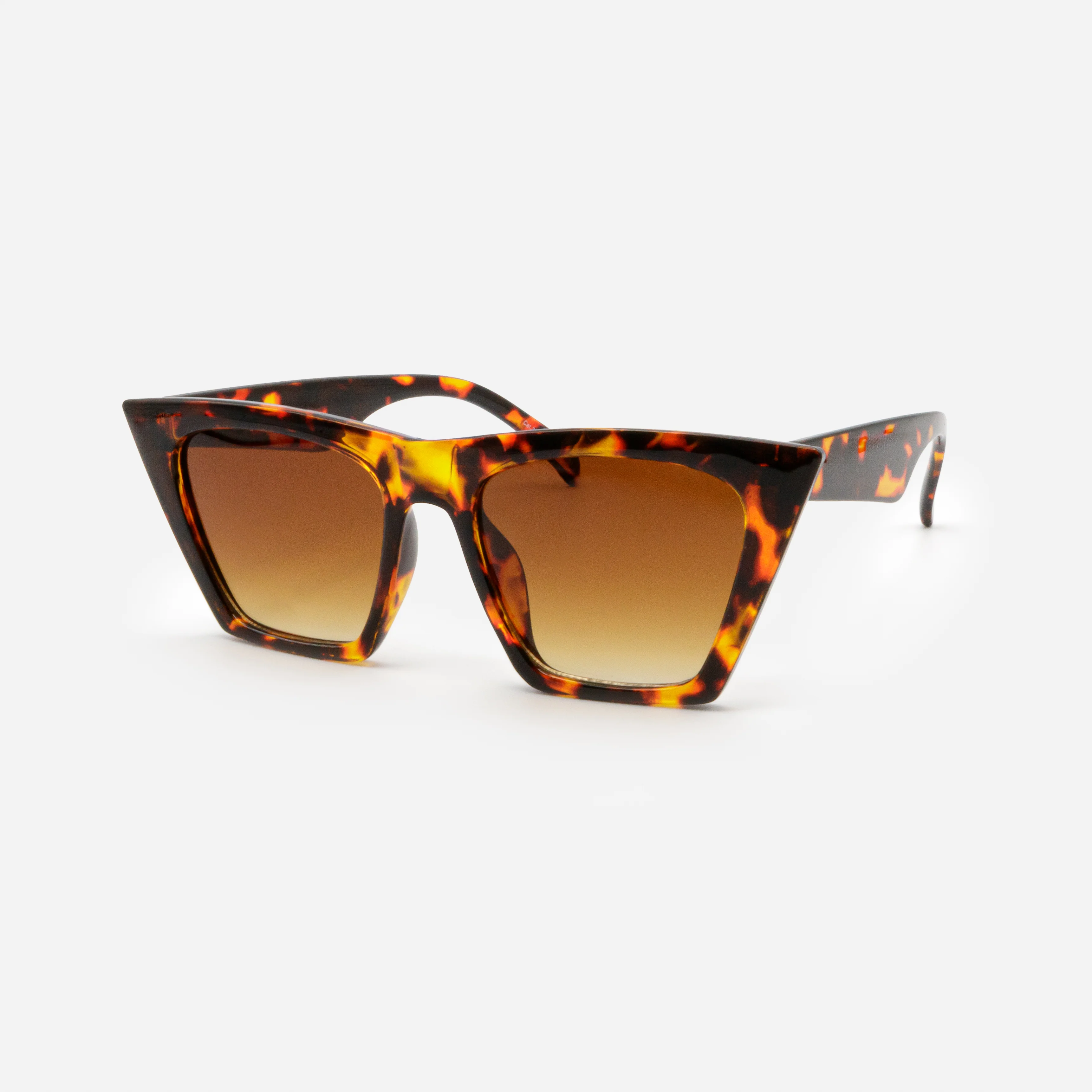 Lunettes de soleil écaille de tortue avec verres bruns en pointe