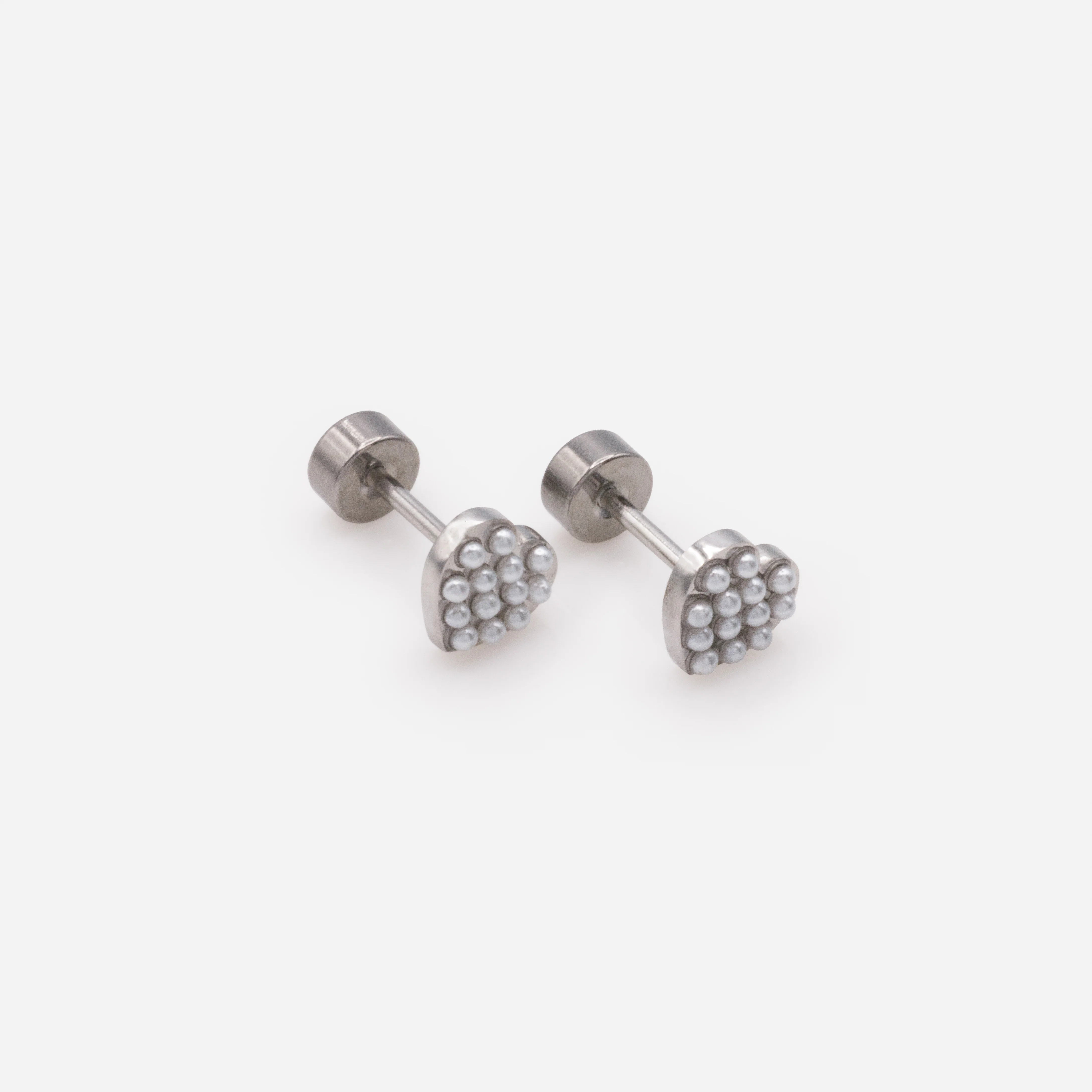 Mini boucles d'oreilles argentées coeurs perlés en acier inoxydable - Image 2