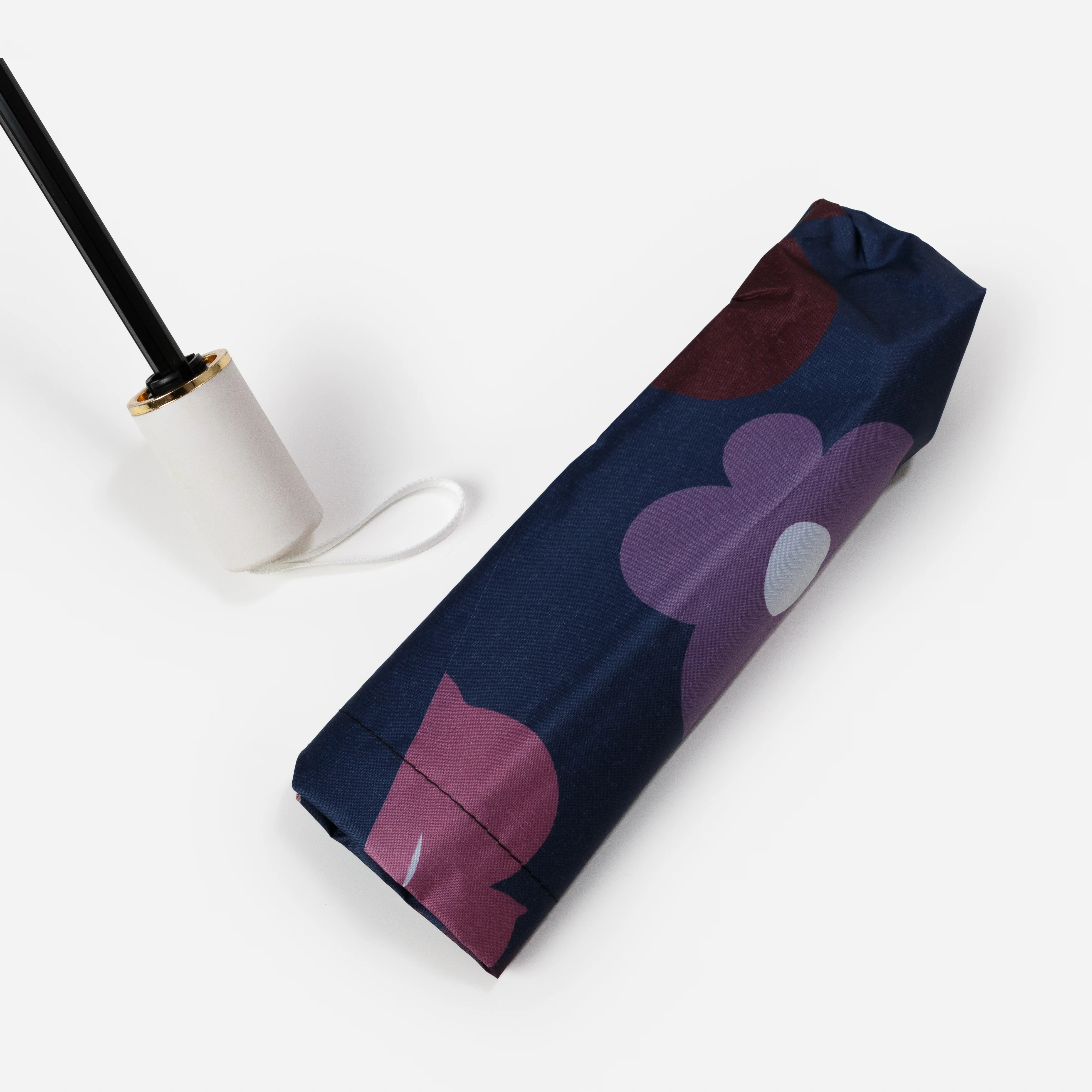 Parapluie marine avec fleurs colorées et sac de rangement - Image 5