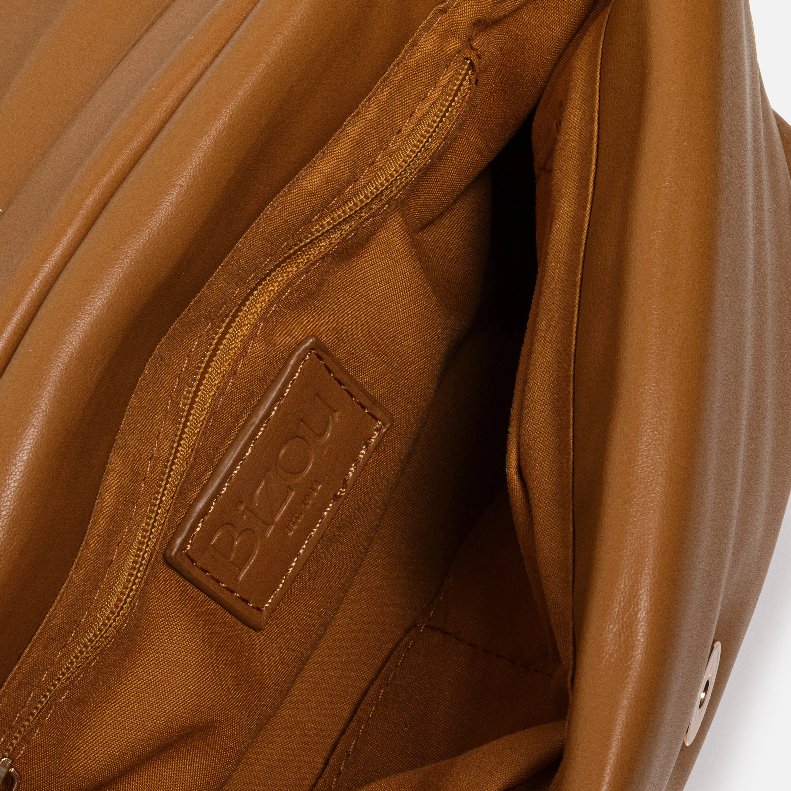 Sac à main bandoulière caramel en PU et sangle rayée en nylon - Image 3