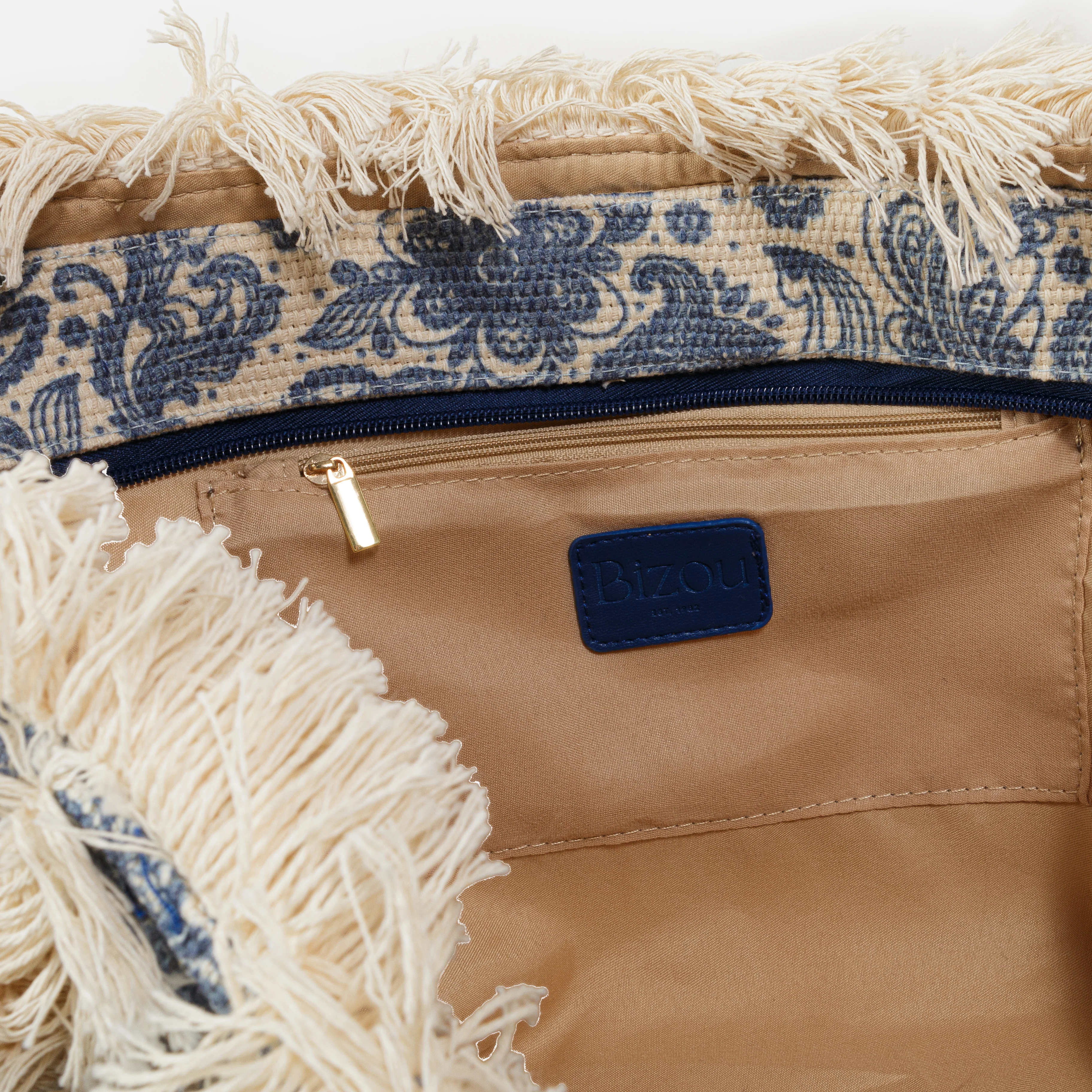 Sac fourre-tout à motifs bleus et à franges - Image 4