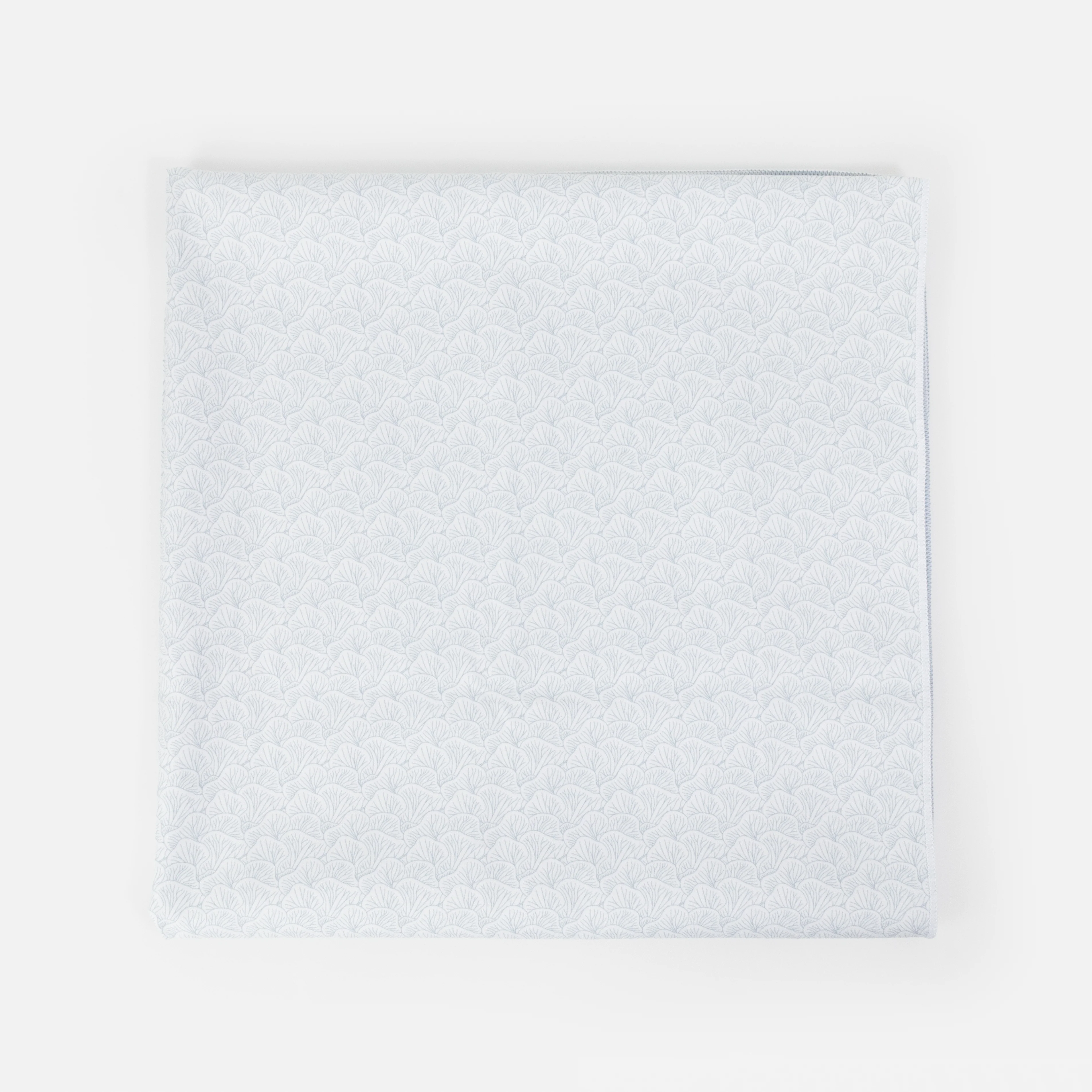 Serviette en microfibre bleue pâle à imprimé coraux - Image 4