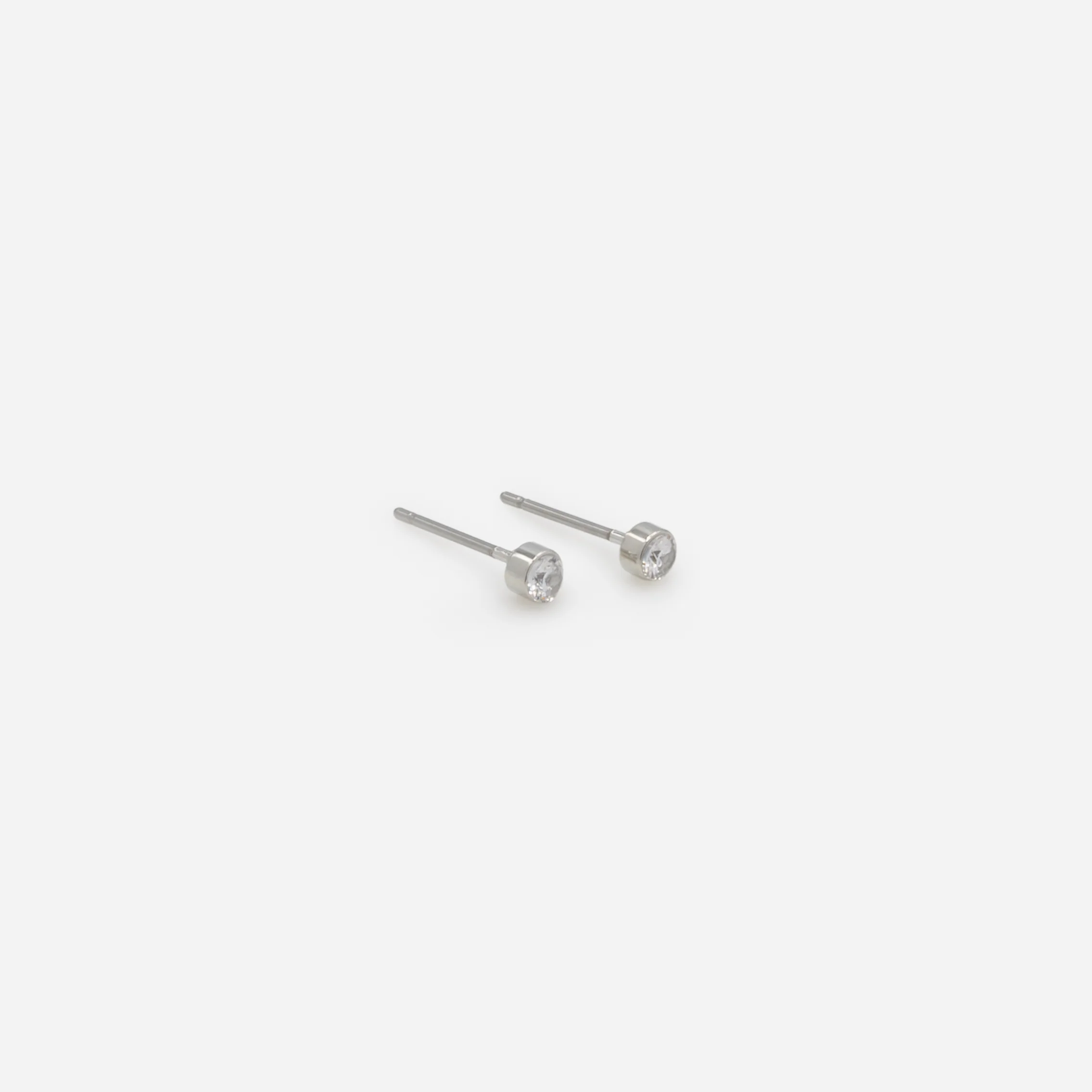 Trio de boucles d'oreilles argentées avec zircons cubiques - Image 3