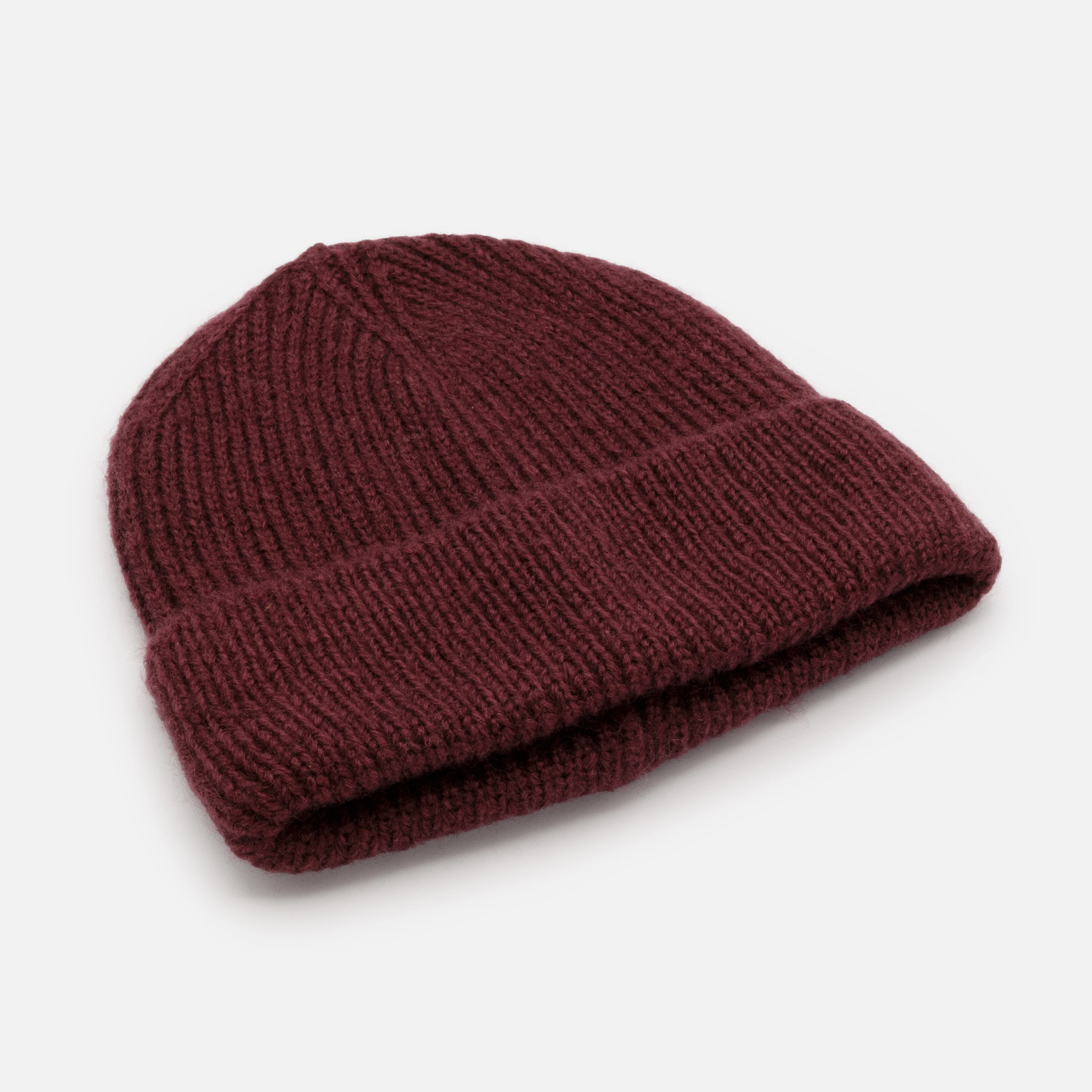 Tuque prune en tricot Ă petites mailles - Image 3
